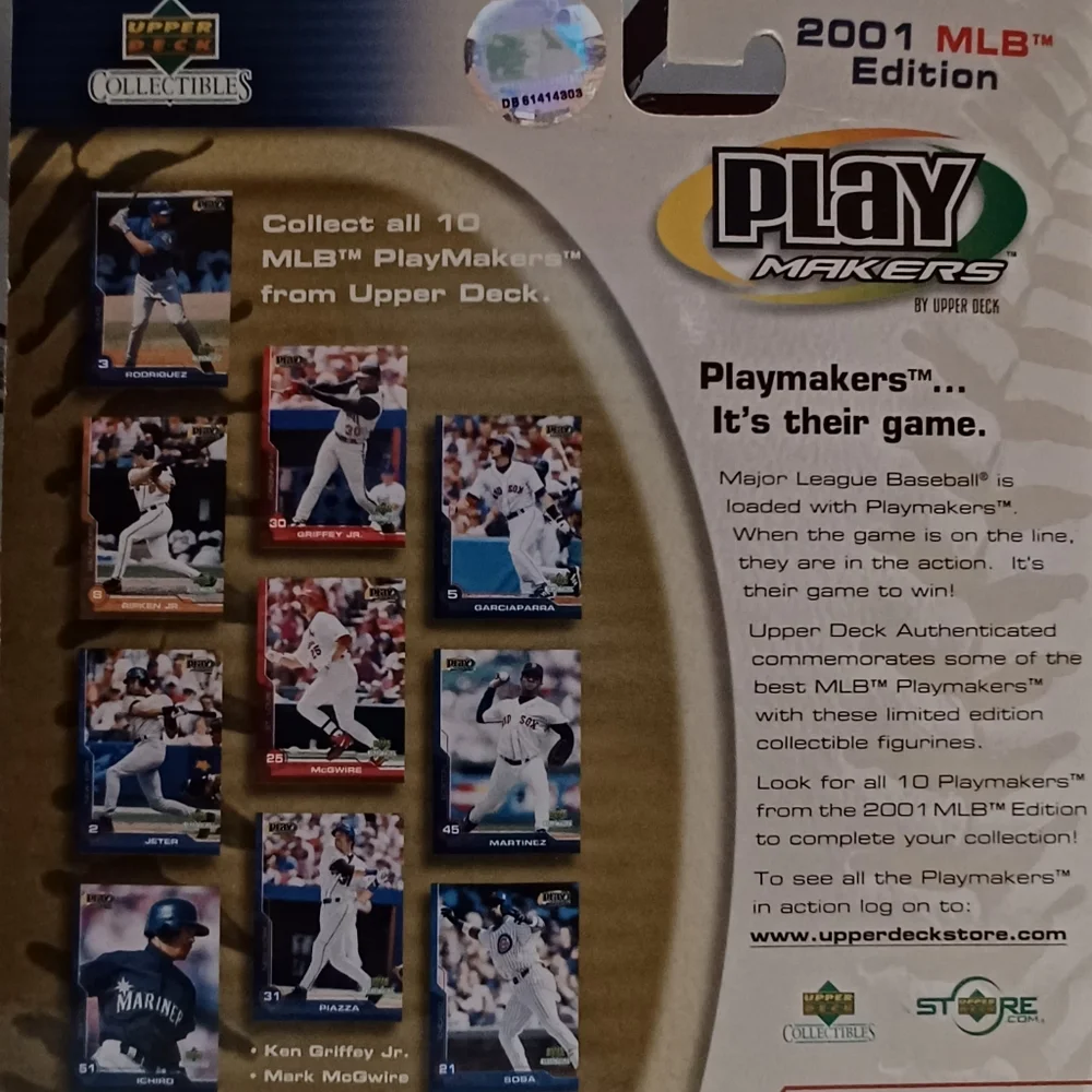 Cal Ripken  2001 MLB Edition - Picture 2 of 4